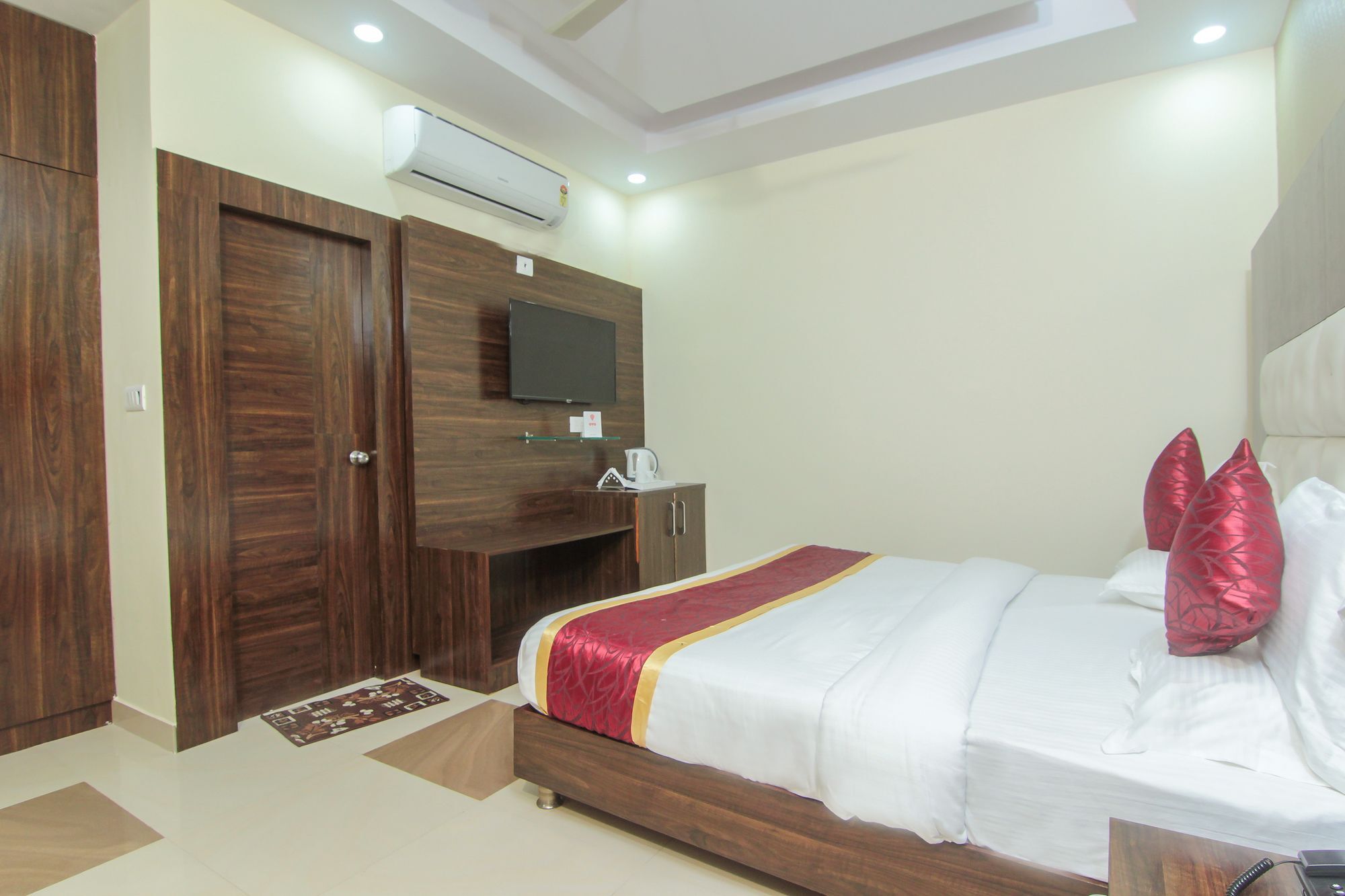Hotel Ss Grand Lucknow Eksteriør bilde